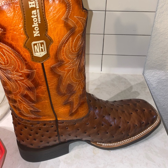 Men’s Ostrich Boots - Picture 2 of 6